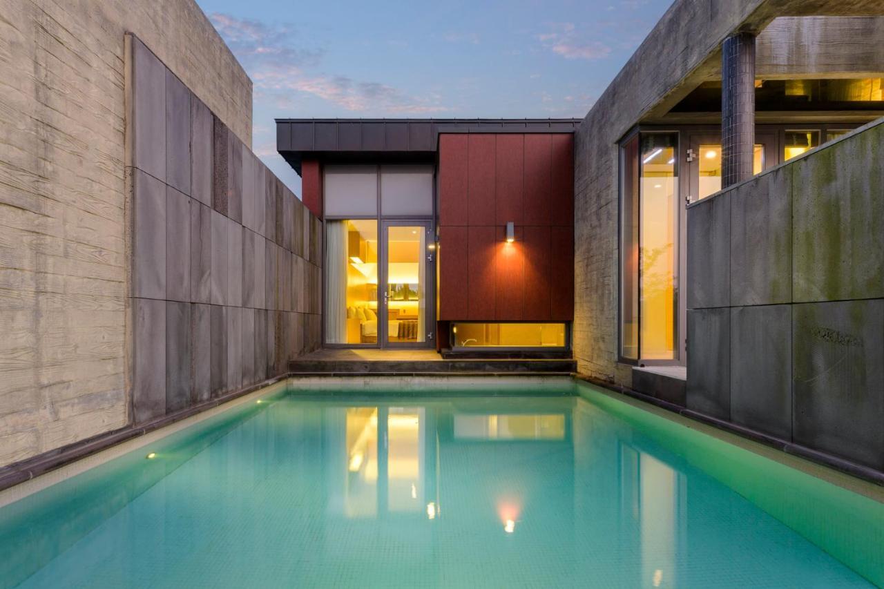 Stanford Hotel & Resort Jeju Exterior photo